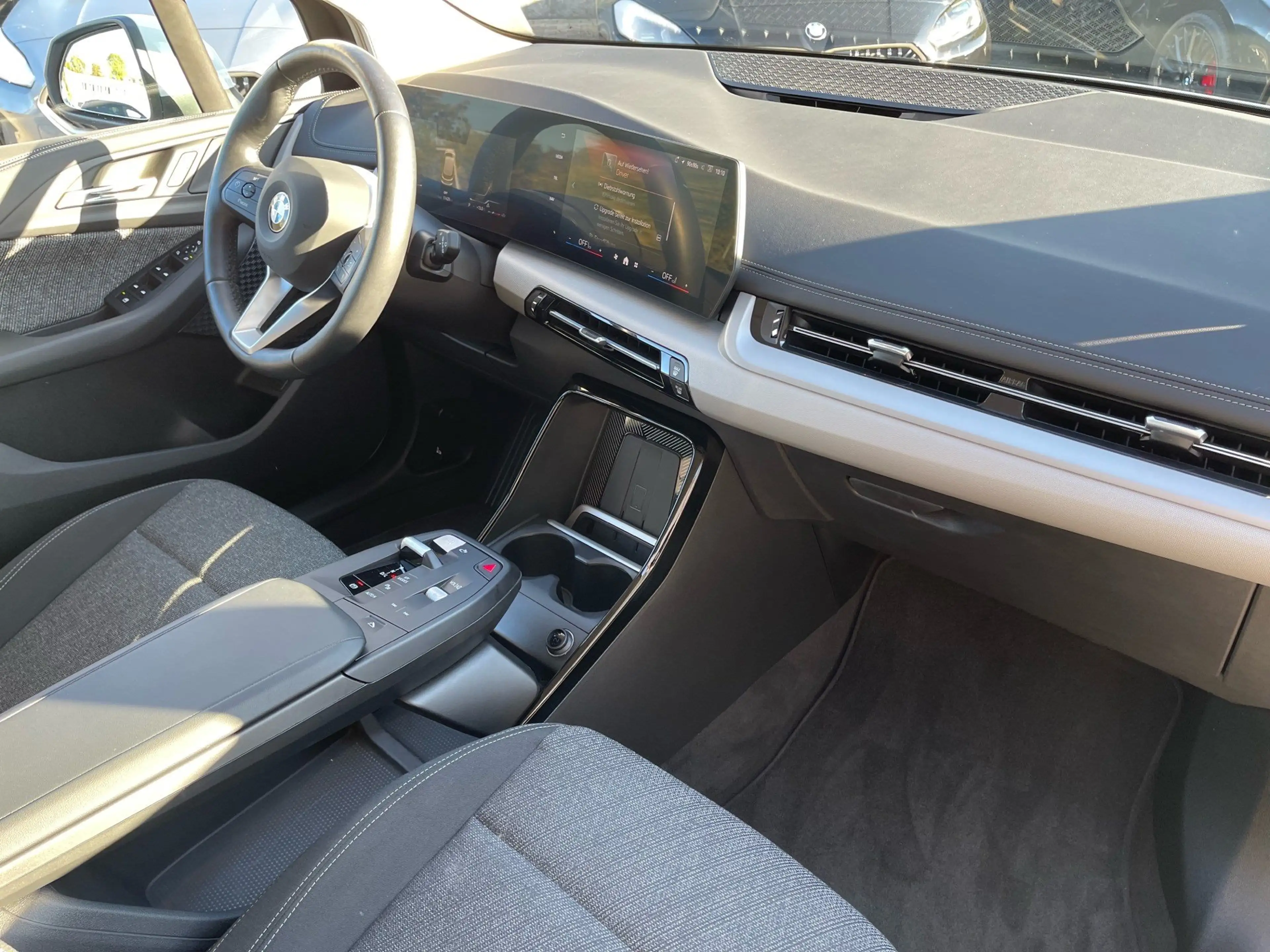 BMW 220 i Active Tourer || AHK adapt.LED Keyless — photo 7