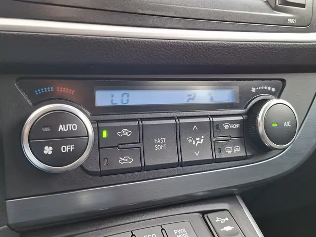 Toyota Auris view 12