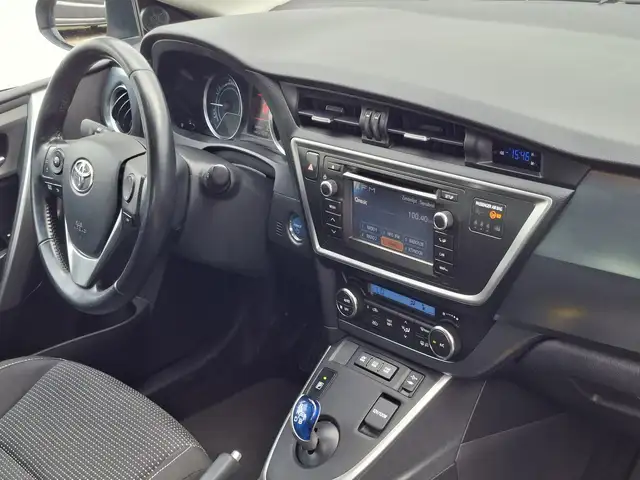 Toyota Auris view 15