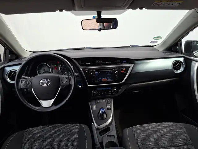 Toyota Auris view 23