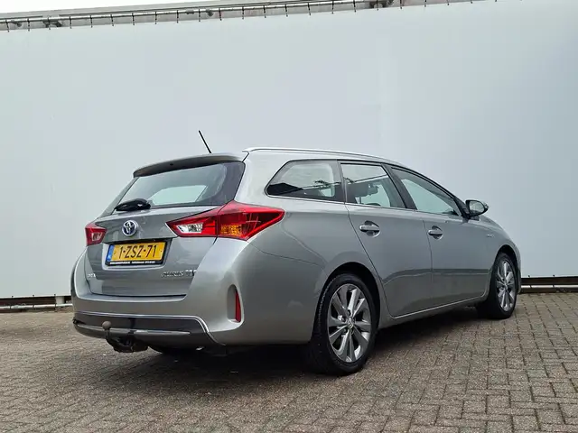 Toyota Auris view 11