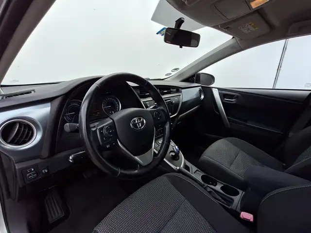 Toyota Auris view 29