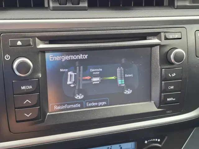 Toyota Auris view 8