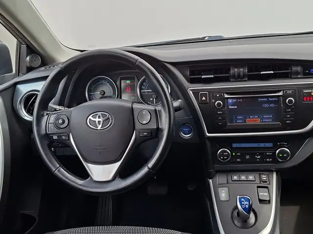 Toyota Auris view 14