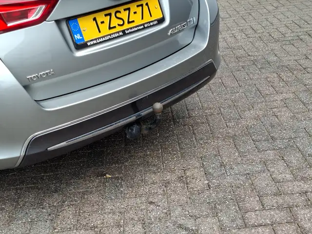 Toyota Auris view 5