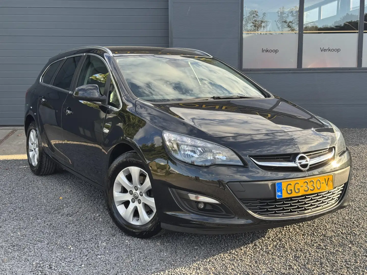 Opel Astra Sports Tourer 1.4 Turbo Blitz 1e Eigenaar,Dealer O Zwart - 2