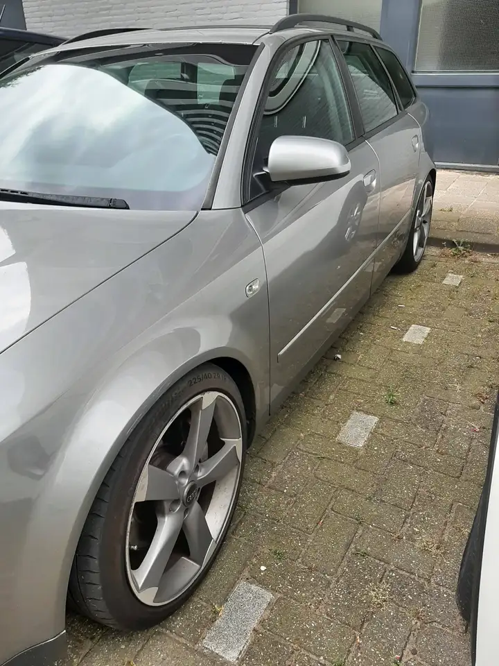 Audi A4 1.8 Turbo, foto 2