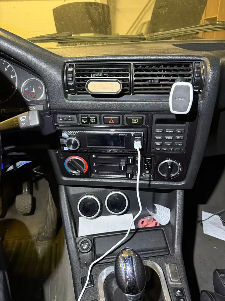 BMW 325i Touring Technic II, foto 7