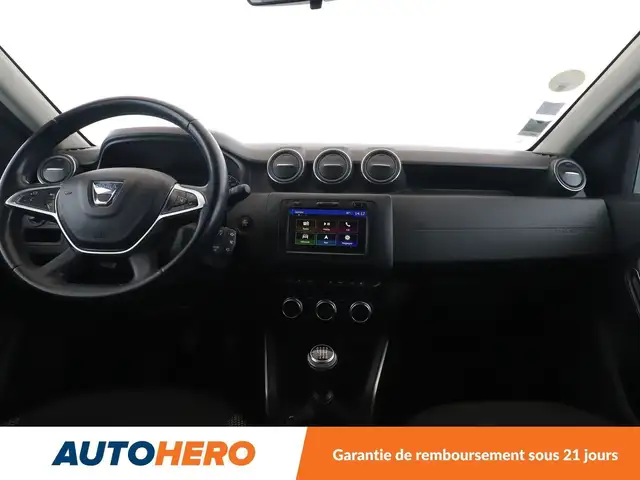 Dacia Duster view 12