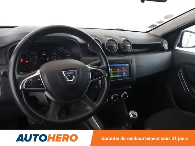 Dacia Duster view 11