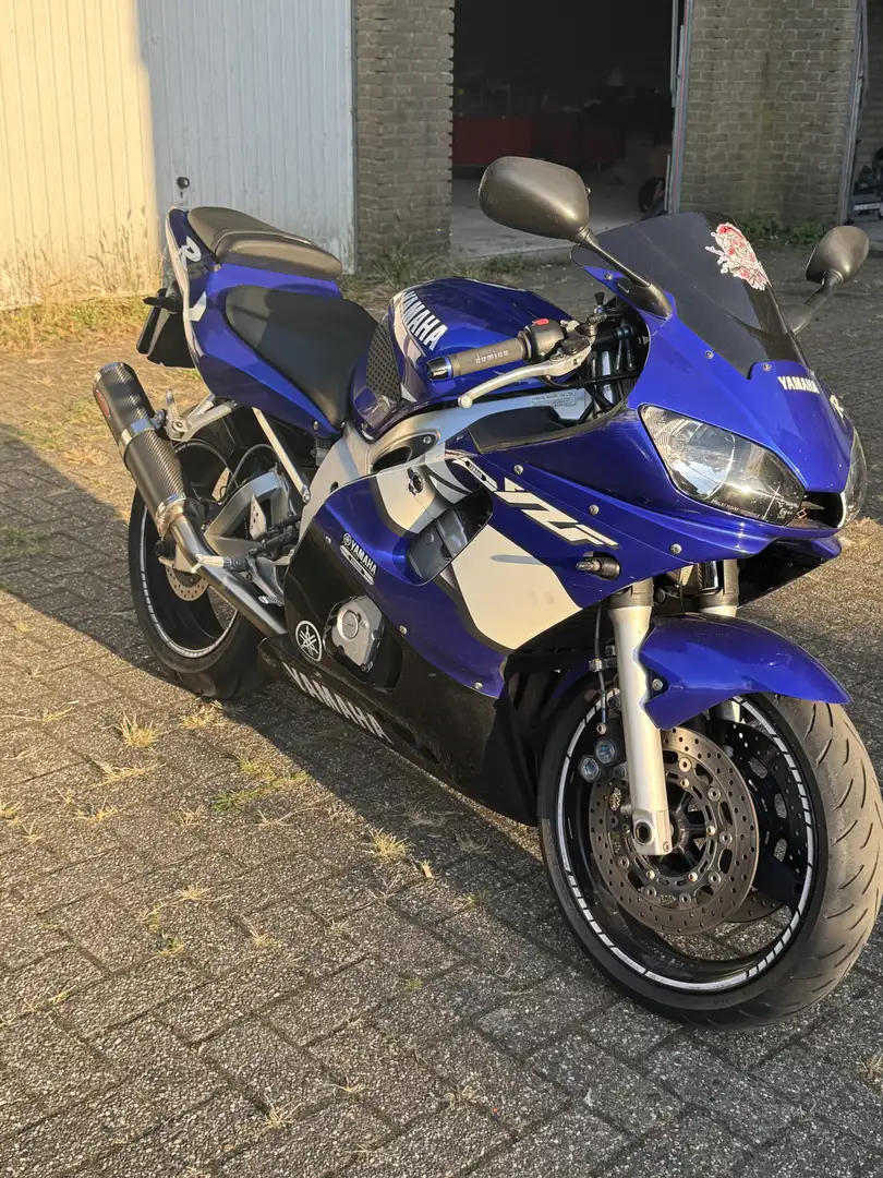 Yamaha YZF-R6 - 2