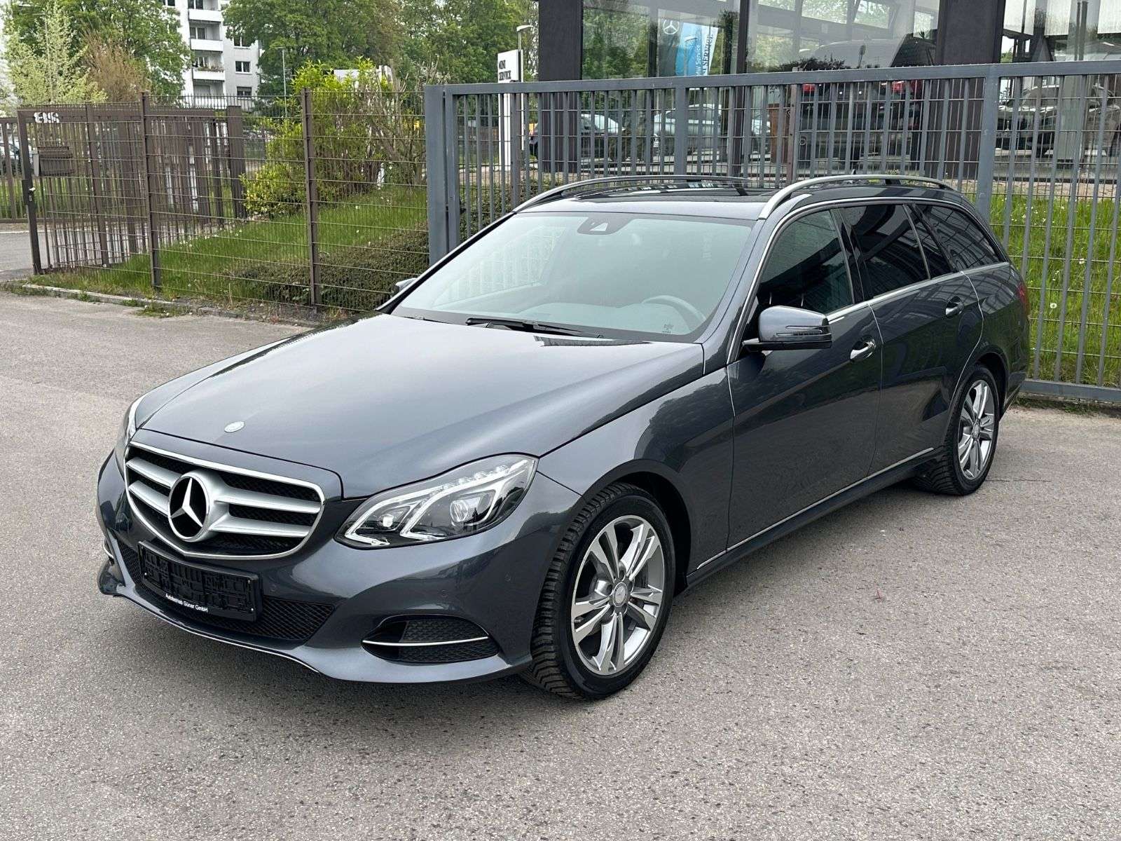Second hand Mercedes Benz E-Class 