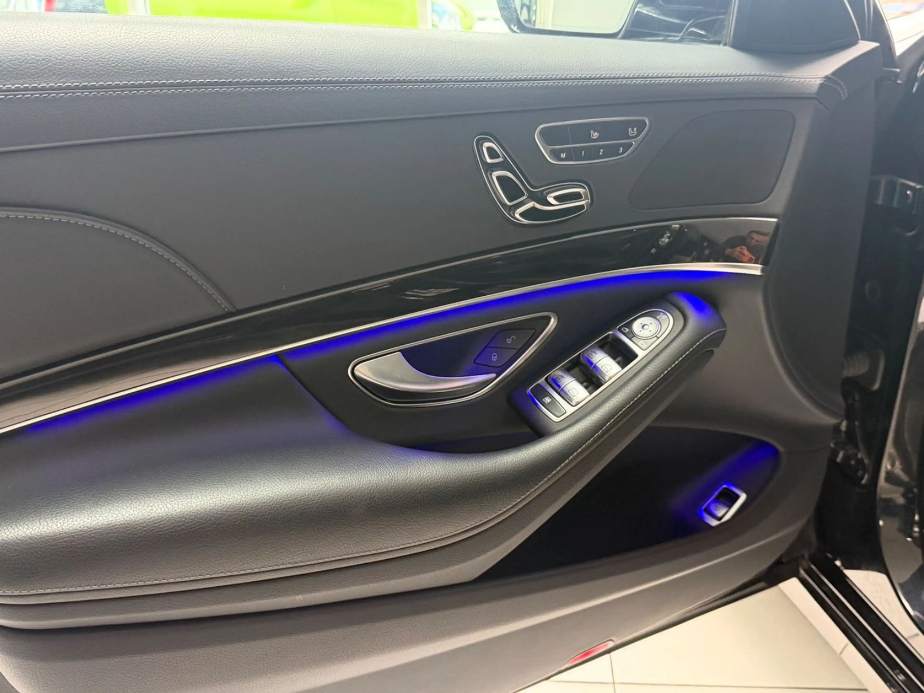 Mercedes-Benz S 350 d L|Pano|Fond Memory|Multibeam MB S-HEFT ! — photo 27