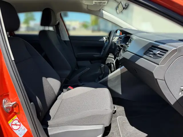 Volkswagen Polo view 10