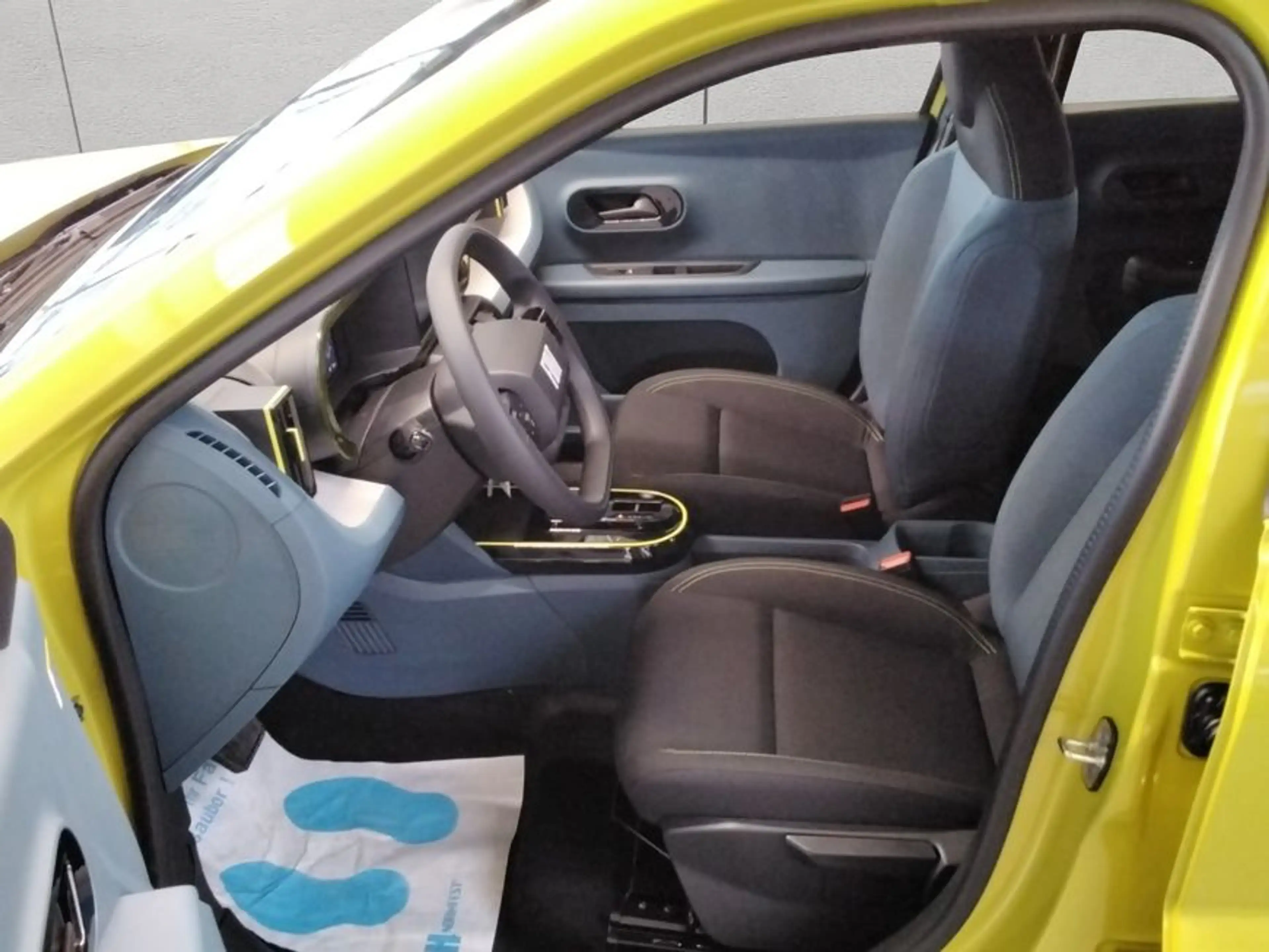 Fiat Grande Panda Hybrid 1.2 eDCT Business Edition — photo 10