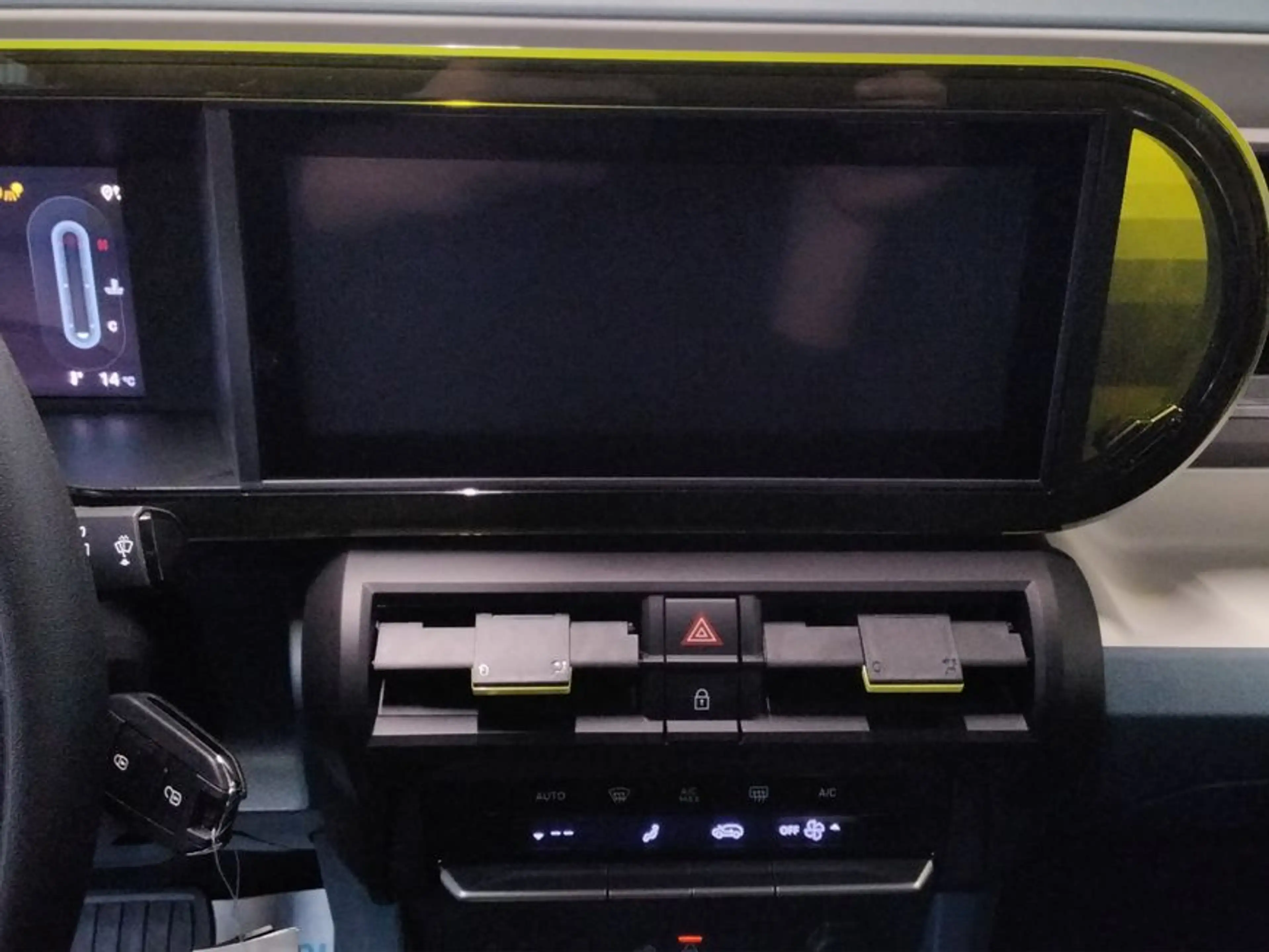 Fiat Grande Panda Hybrid 1.2 eDCT Business Edition — photo 15