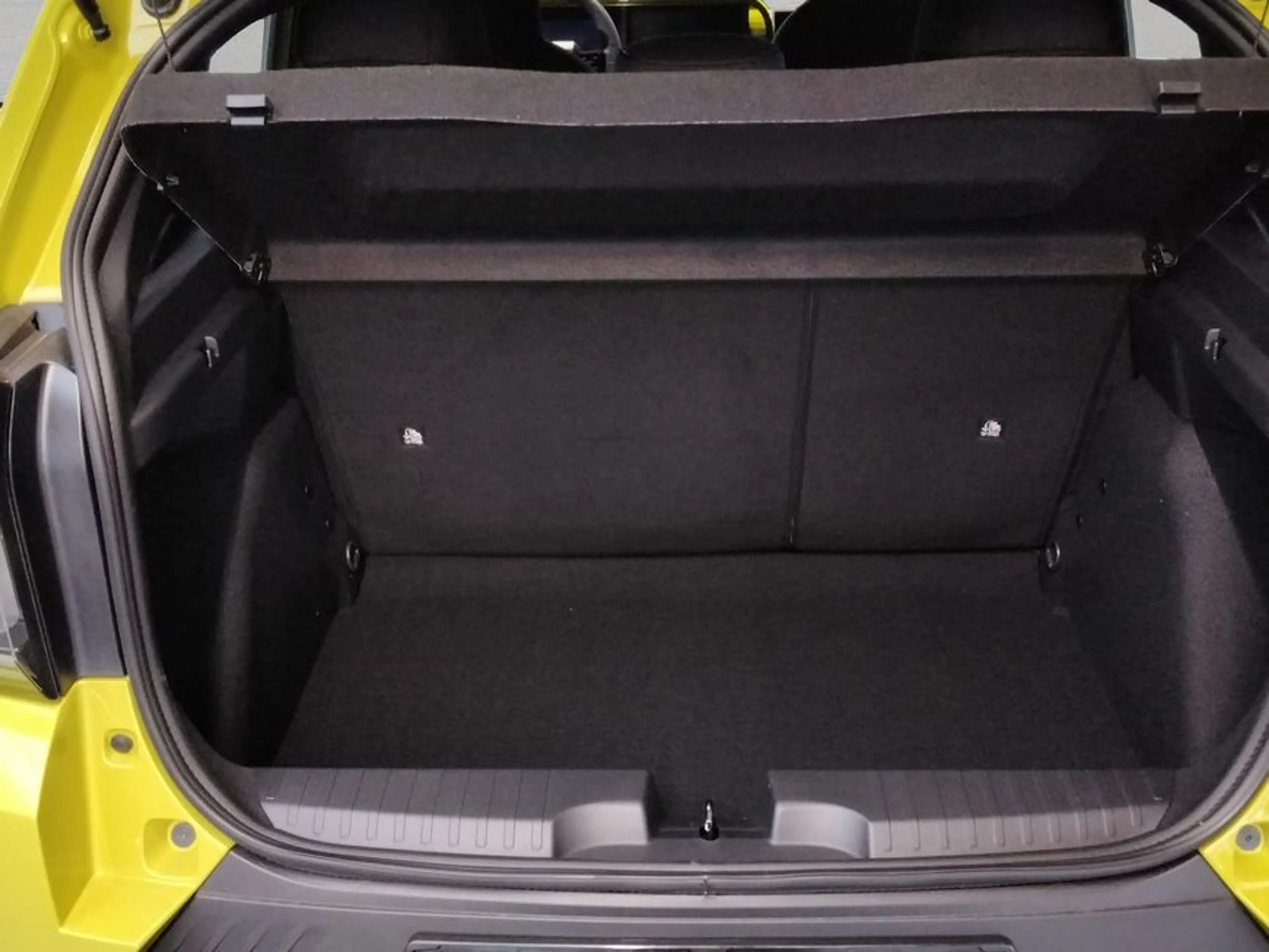 Fiat Grande Panda Hybrid 1.2 eDCT Business Edition — photo 5