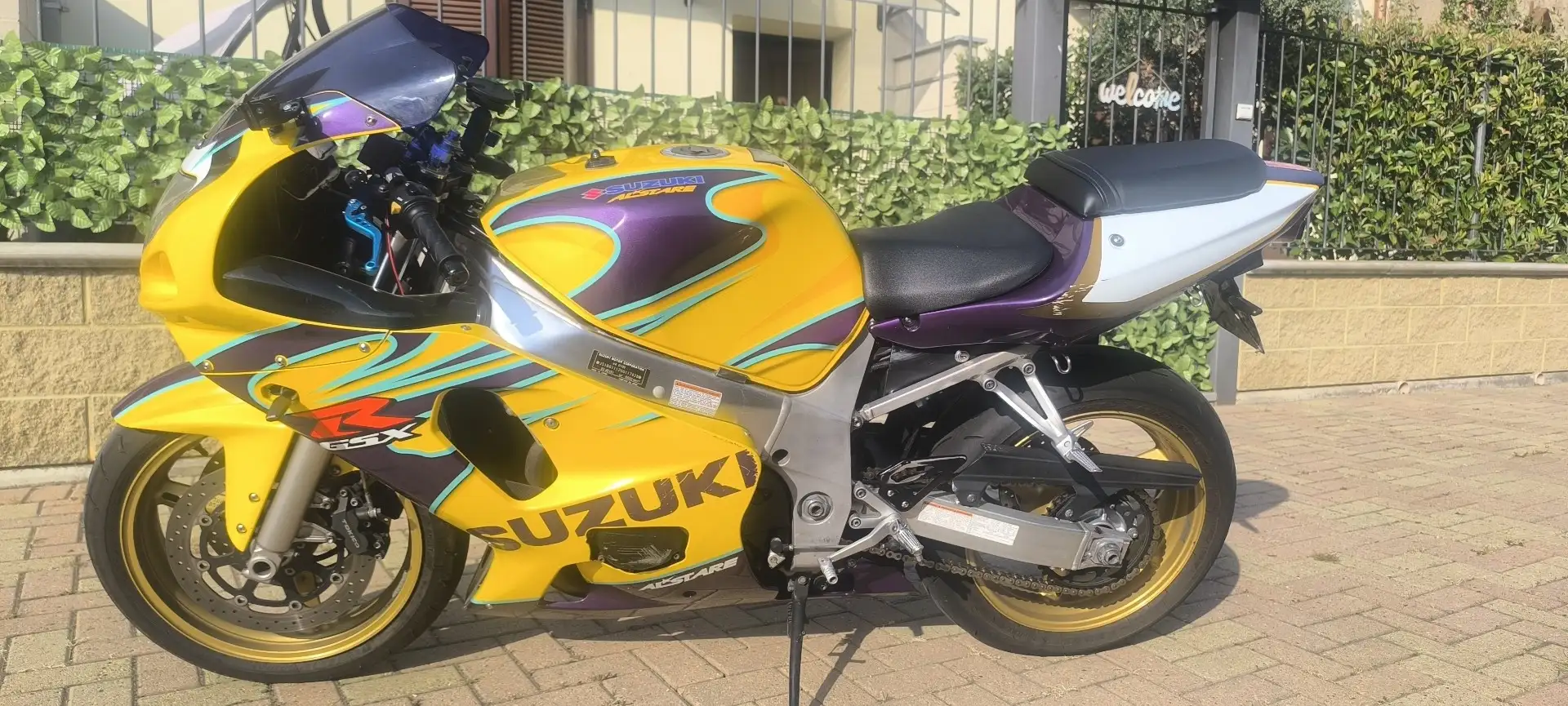 Suzuki GSX-R 600 Jaune - 2