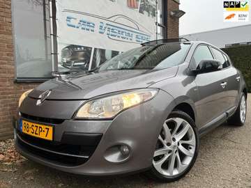 1.4 TCe Bose|Pano|Pdc|Cruise|Clima|Keyless|