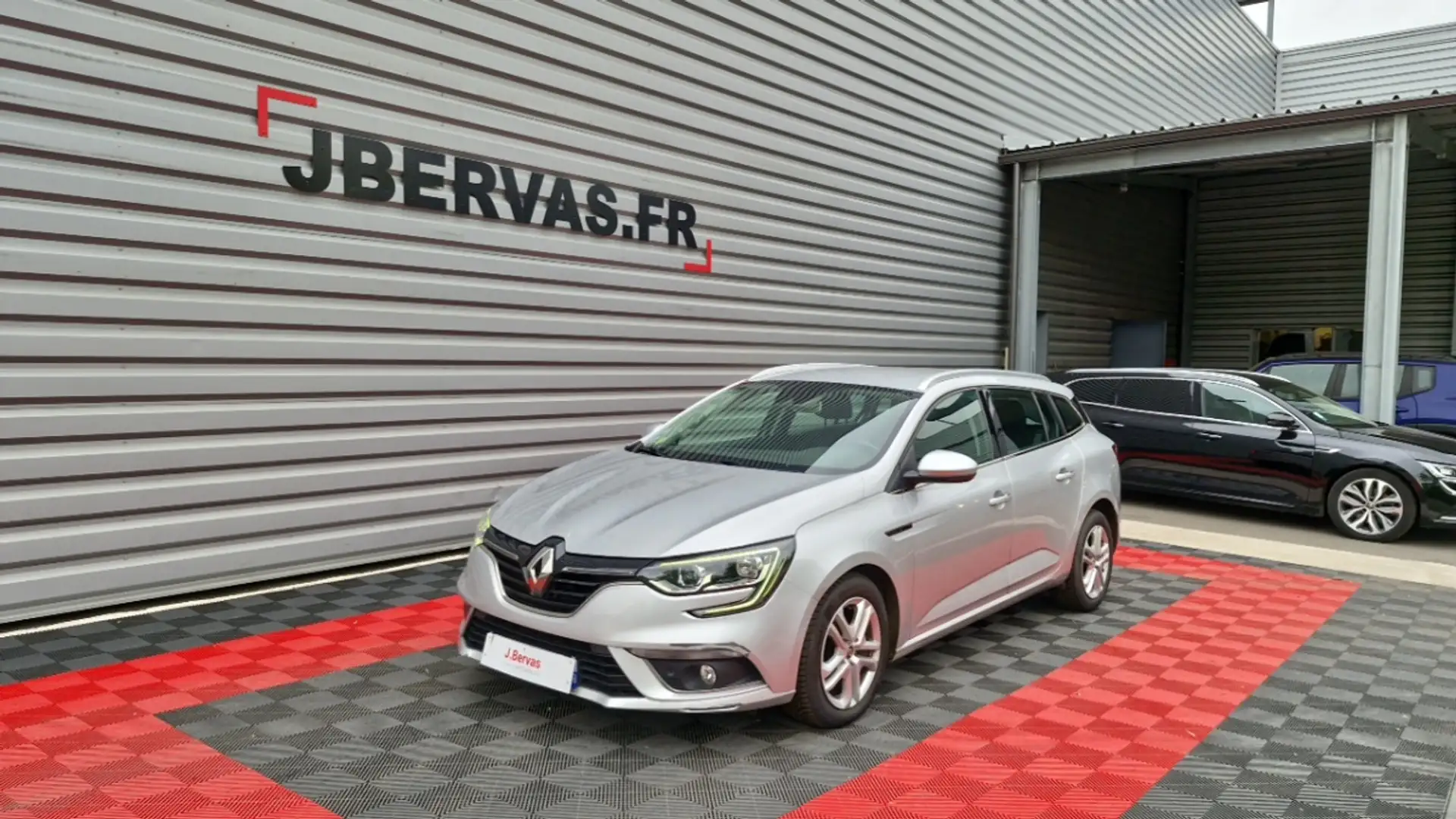 Renault IV Business Blue dCi 115 EDC - 1