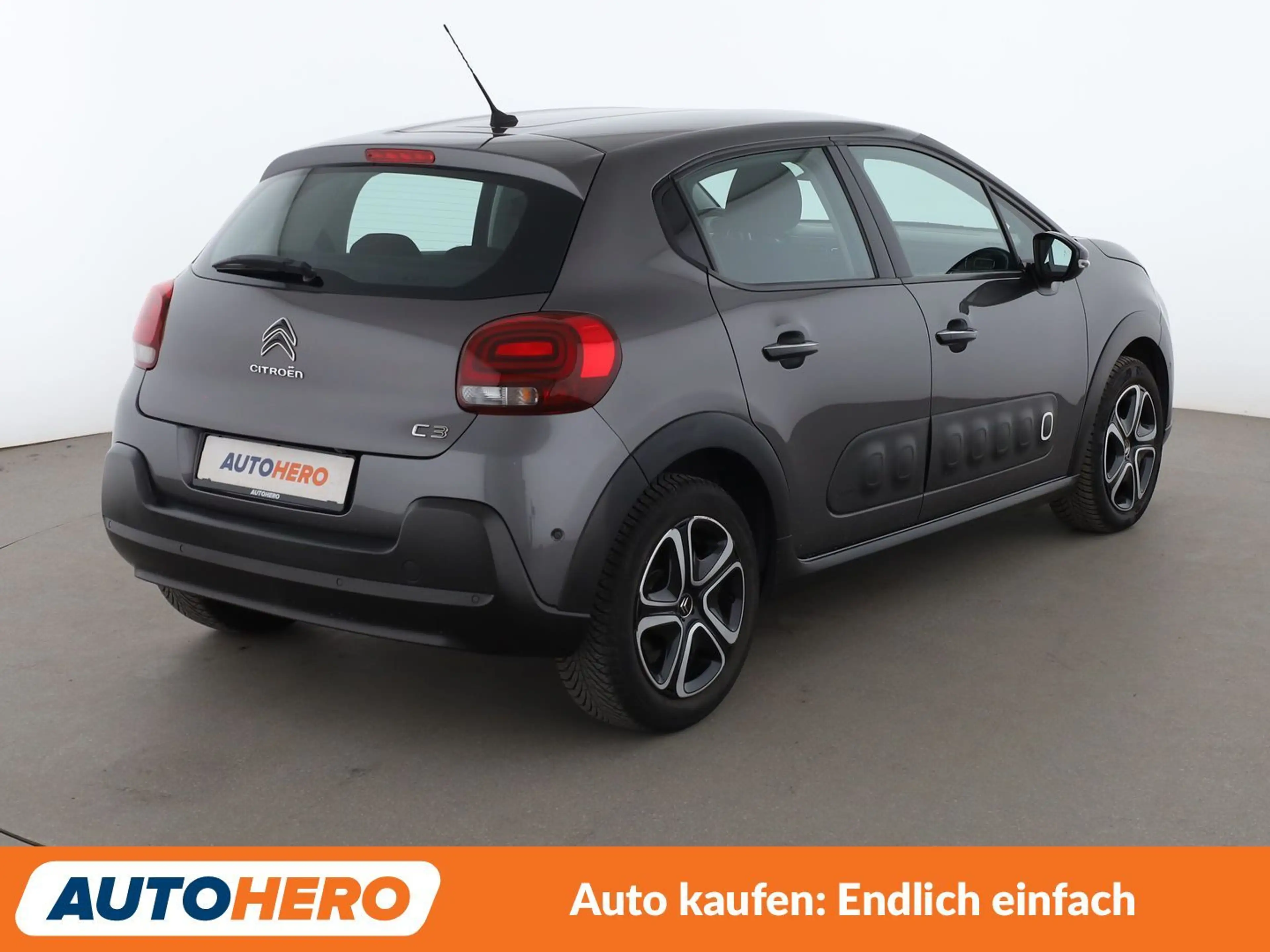 Citroen C3 1.2 PureTech Shine — photo 6