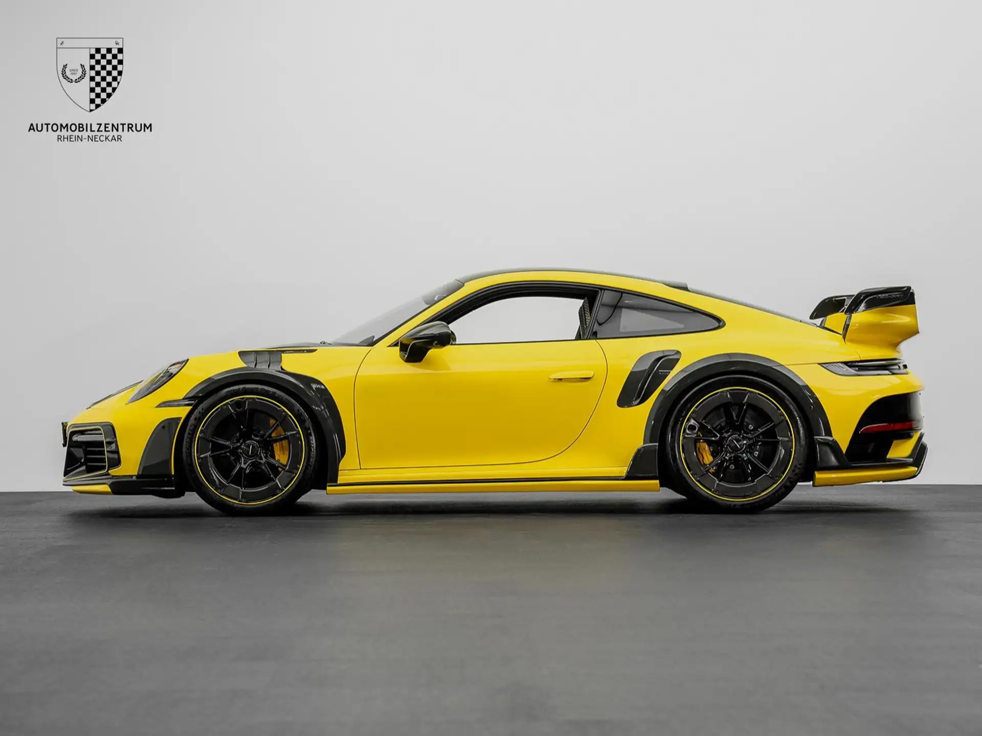 포르쉐 911 Turbo S Coupe 2022 노랑 사진 5