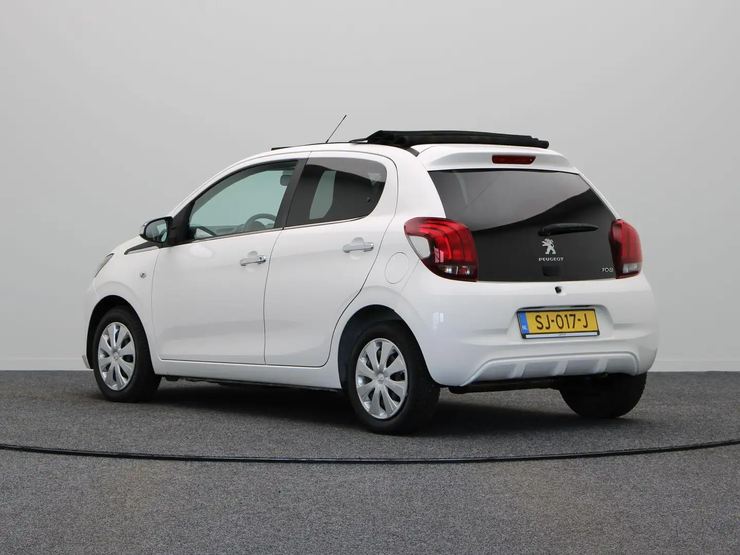 Peugeot 108 1.0 e-VTi Envy | Elektrisch Schuifdak | Airco | Sl Wit - 2