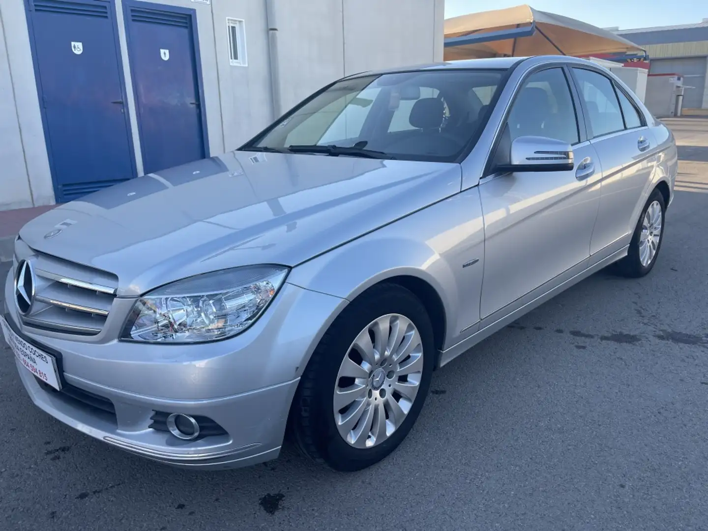 Mercedes-Benz C 200 200CDI BE Avantgarde Aut. Gris - 2