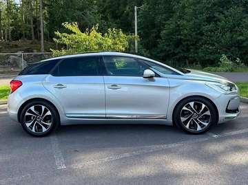 DS4 HDi 110 FAP Executive