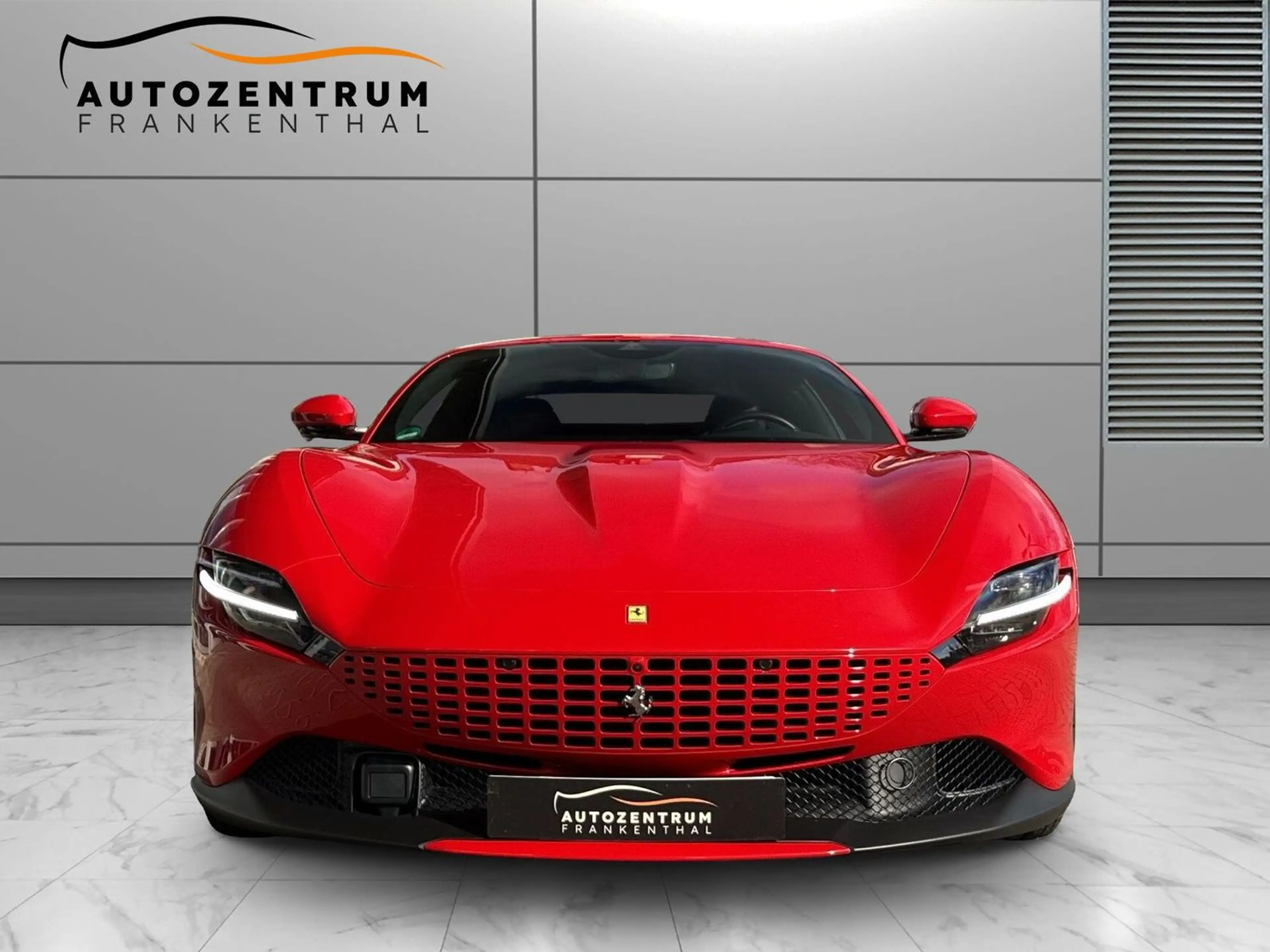 Ferrari Roma Acc Magnetic-Ride 360° Vollfolierung mit XPELL — photo 2