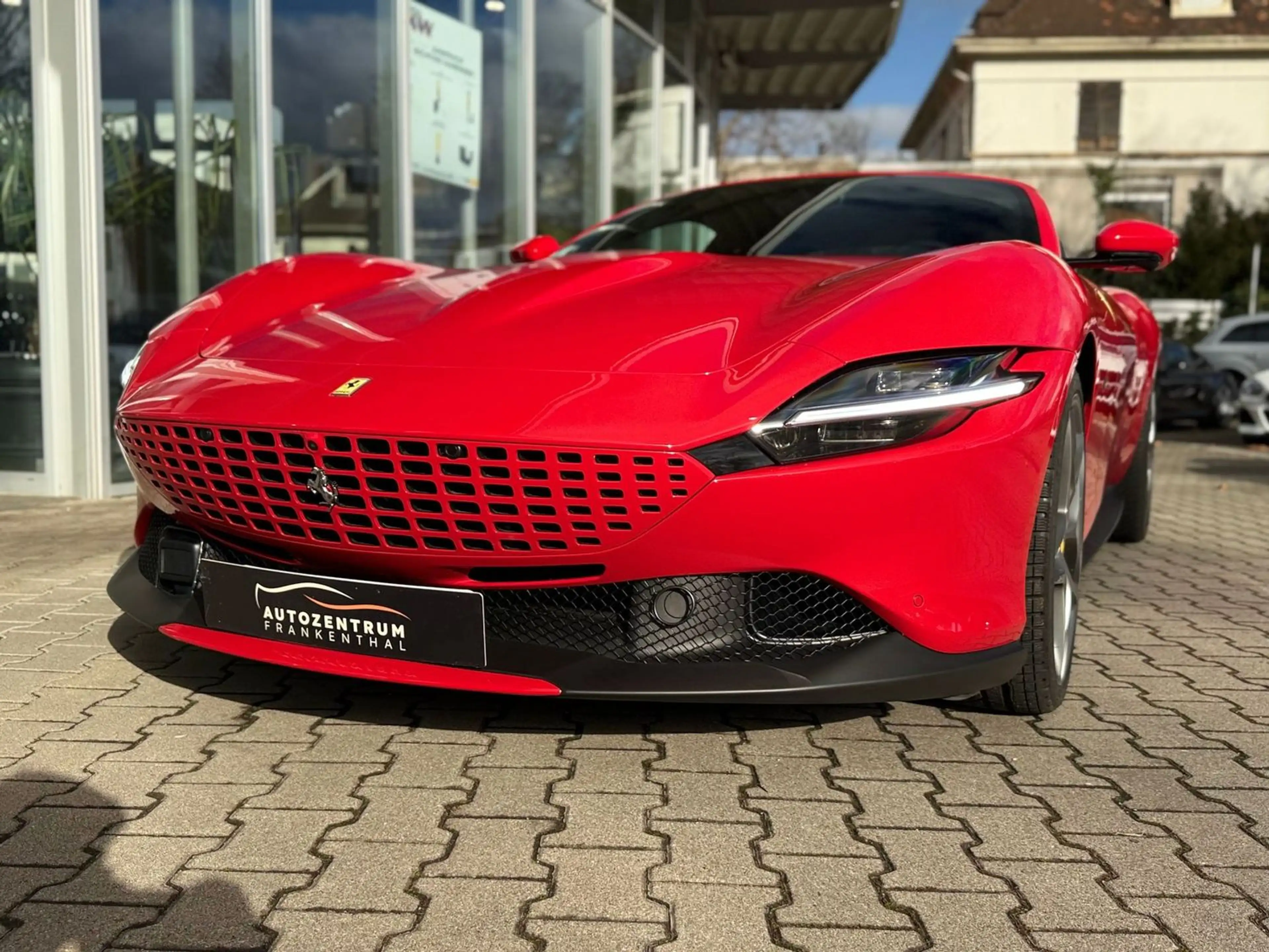 Ferrari Roma Acc Magnetic-Ride 360° Vollfolierung mit XPELL — photo 11