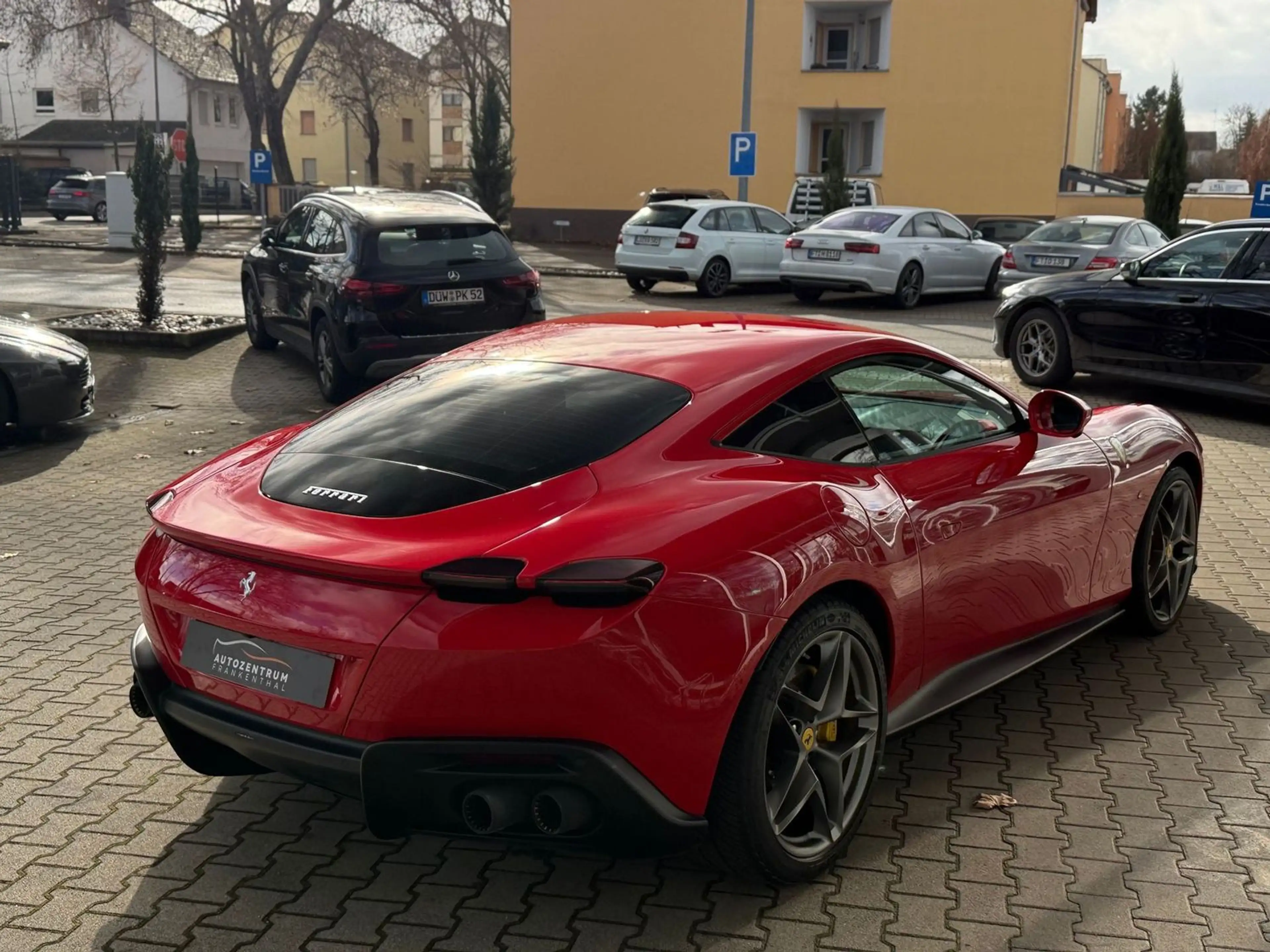 Ferrari Roma Acc Magnetic-Ride 360° Vollfolierung mit XPELL — photo 7