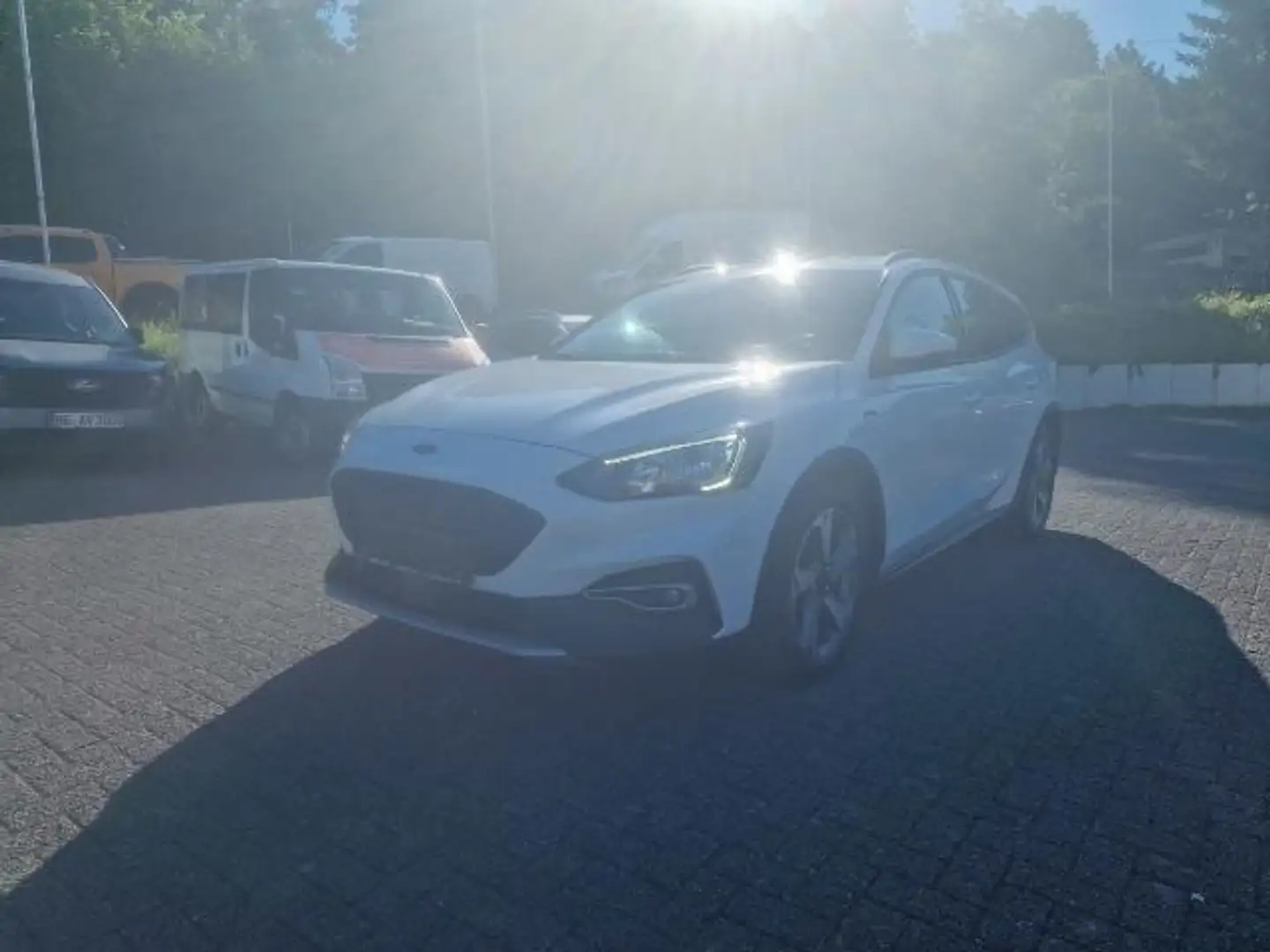 Ford Focus 1.5 EcoBlue Active (EURO 6d-Temp) Wit - 1