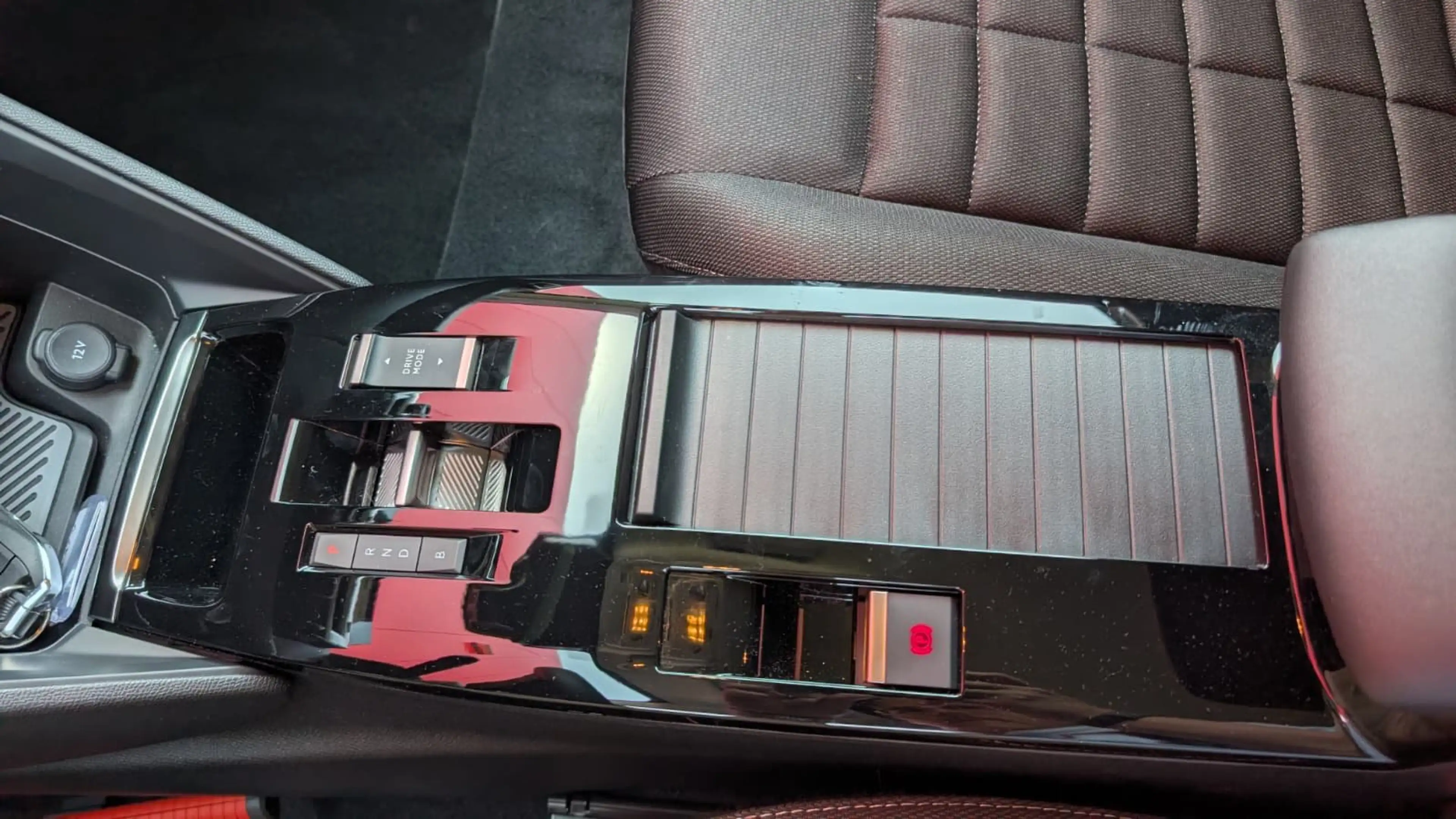 Citroen E-C4 Electric Collection 156pk Extended range 54 kWh | Navigatie — photo 19