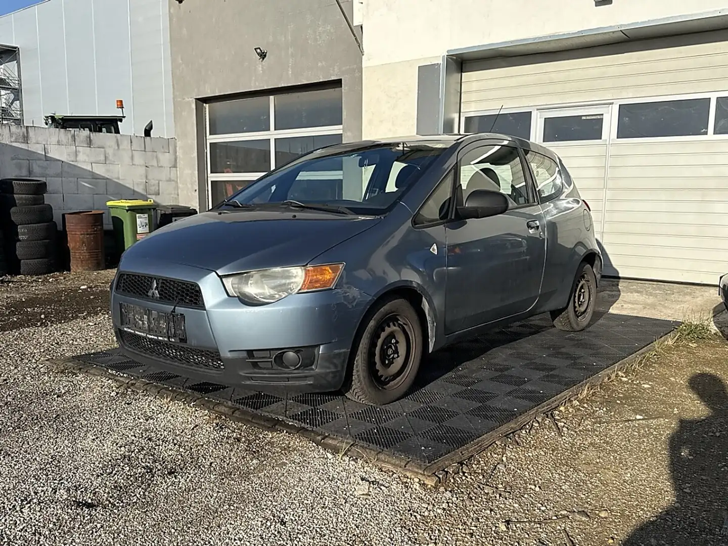Mitsubishi Colt 3dr 1,1 MPI Inform Clear Tec Blau - 1