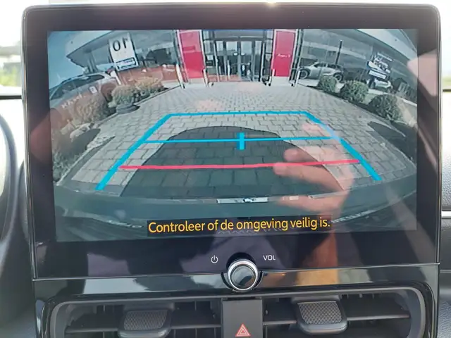 Toyota Yaris view 22