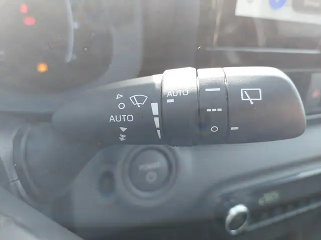 Toyota Yaris view 19