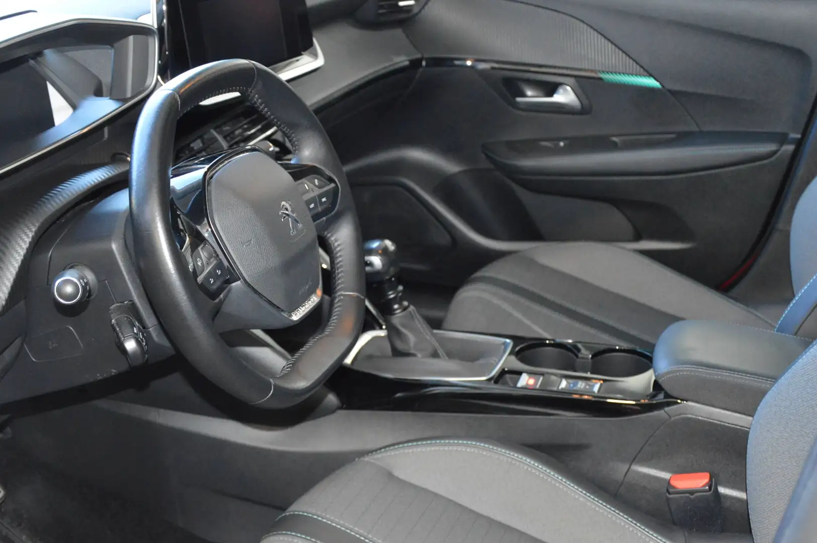 Peugeot 208 BLUEHDI|ALLURE|LED|KAMERA|SHZ|CARPLAY|1.HAND|KLIMA Rot - 2