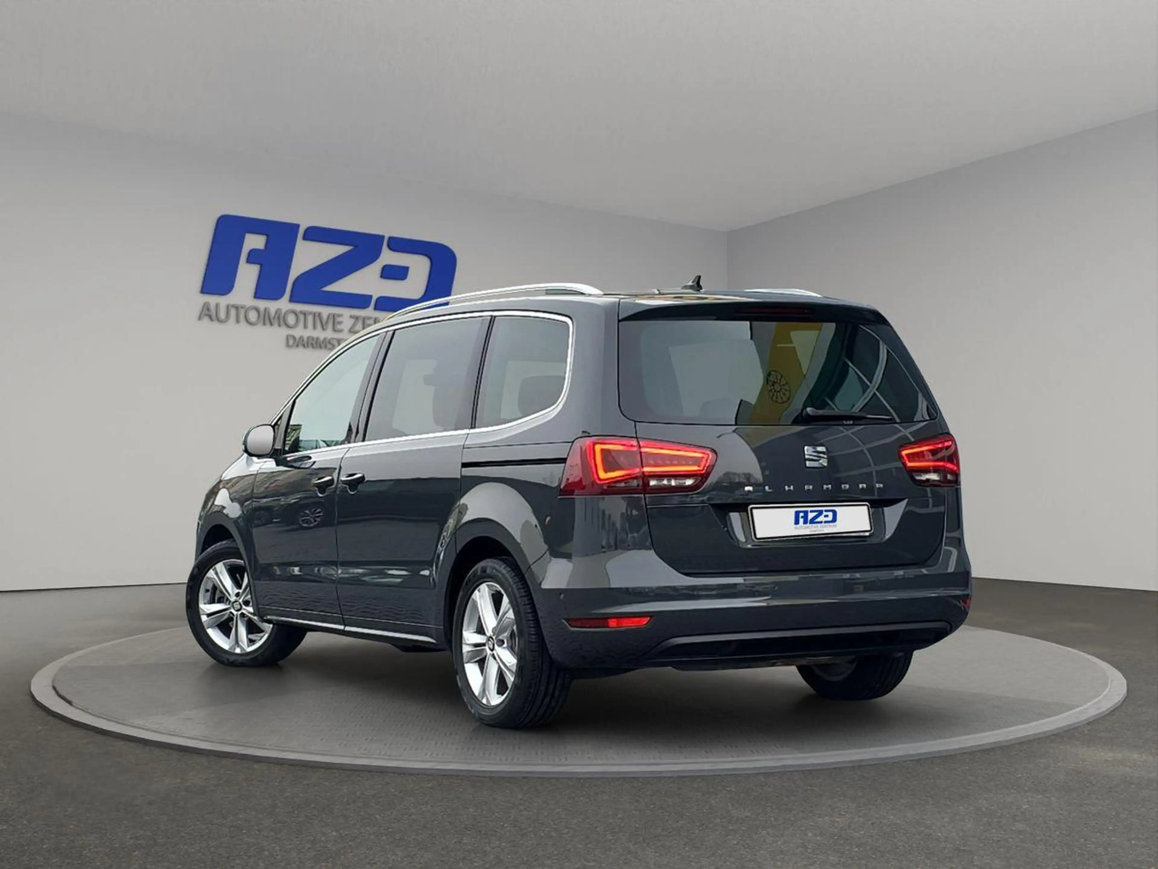 SEAT Alhambra 1.4 TSI DSG ACC NAVI RKAM KINDERSITZ XENON — photo 3