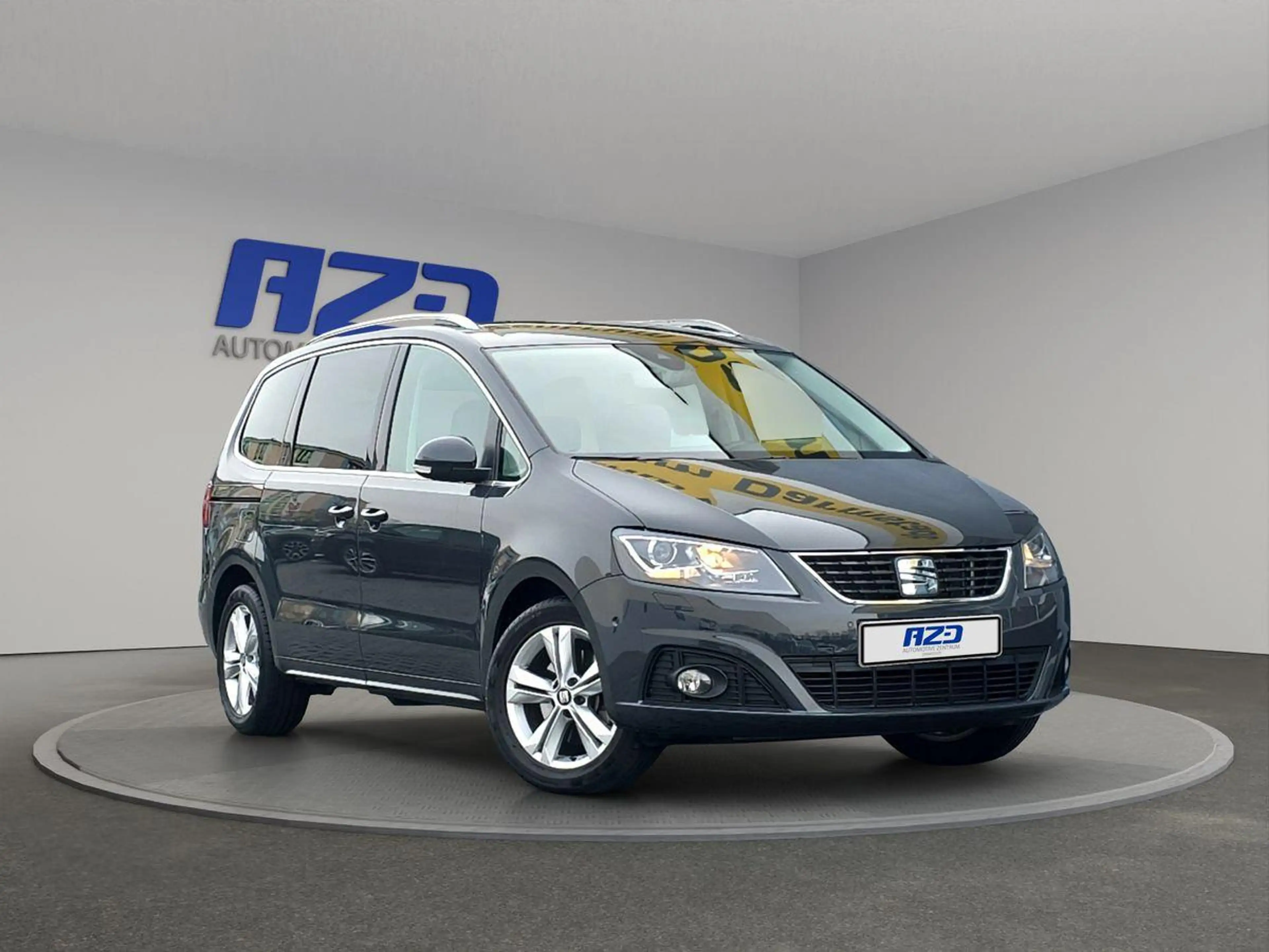 SEAT Alhambra 1.4 TSI DSG ACC NAVI RKAM KINDERSITZ XENON — photo 2