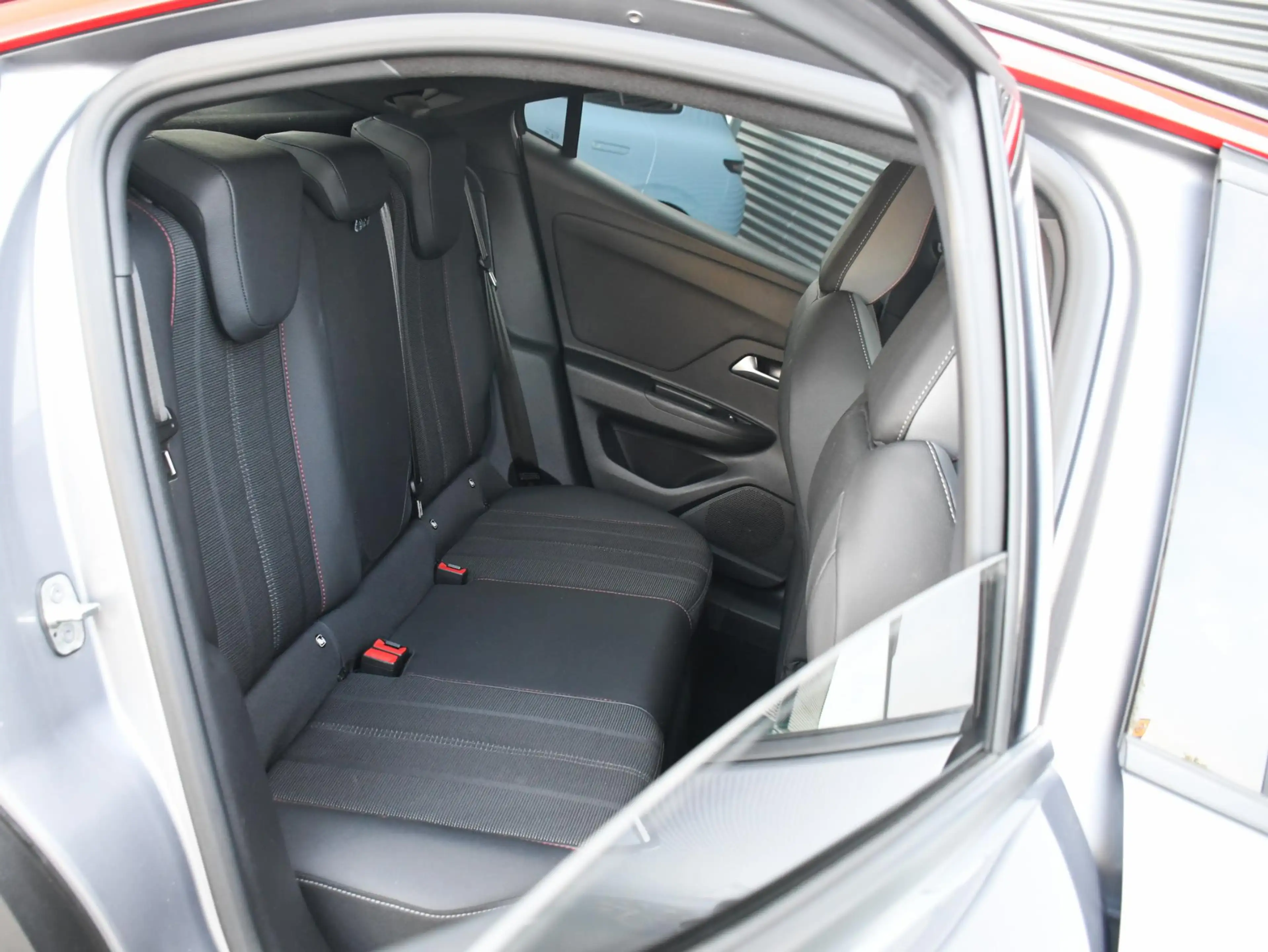 Opel Mokka-E Electric Level 4 GS 50 kWh 136pk Automaat DODE HOE — photo 12
