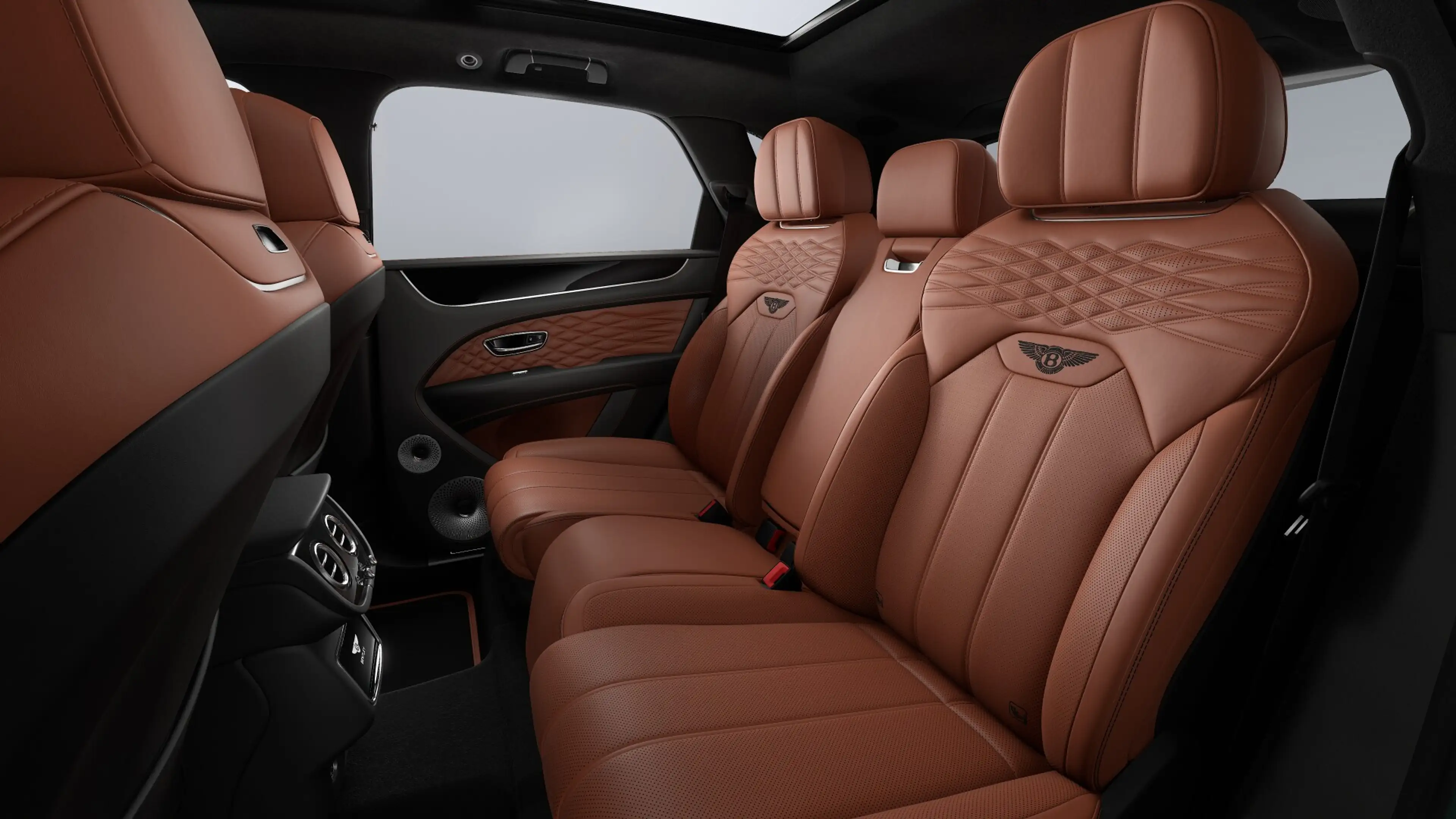 Bentley Bentayga Azure V8 MY2027 | Coming soon — photo 9
