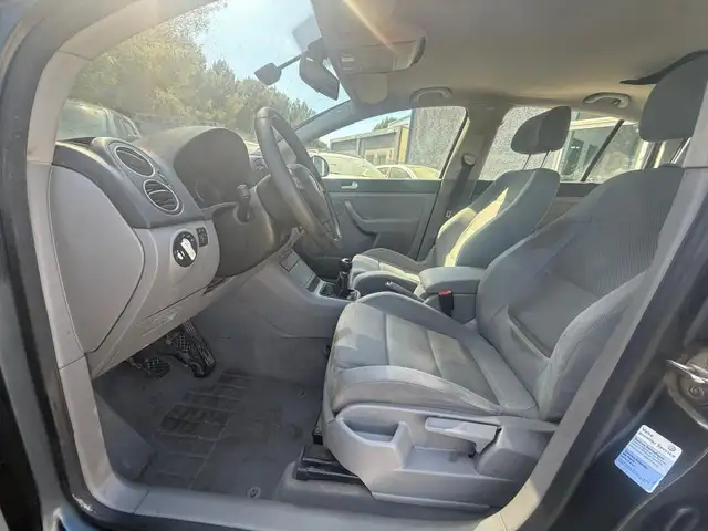 Volkswagen Golf Plus view 8