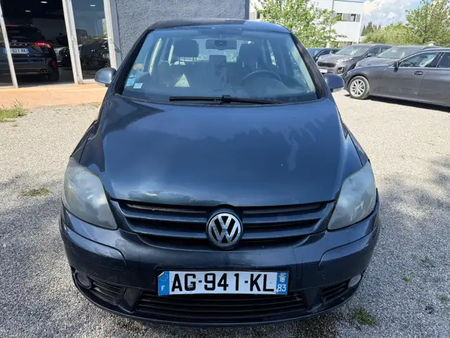 Volkswagen Golf Plus view 2