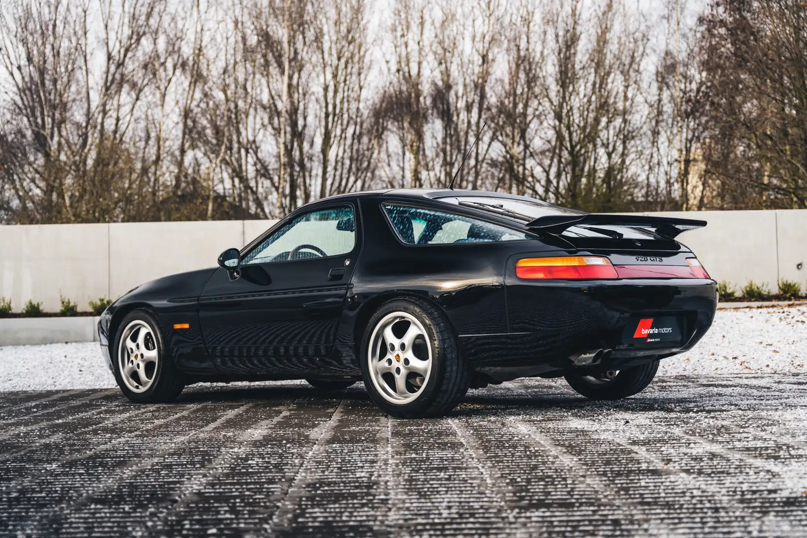 Porsche 928 GTS Coupé / Manual/Heated Seats /German Vehicle Noir - 2