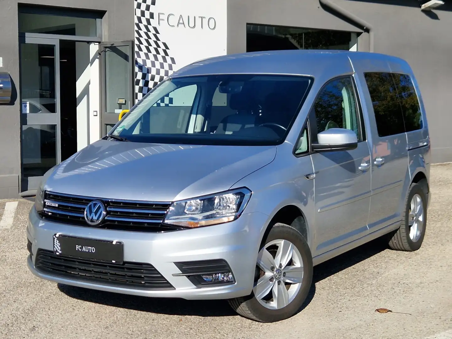 Volkswagen Caddy Caddy 1.4 TGI Comfortline Silber - 2