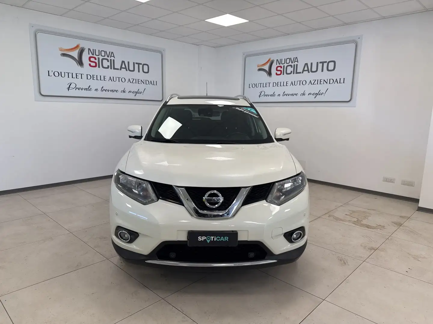Nissan X-Trail III 2014 1.6 dci Visia 2wd E6 Bianco - 1