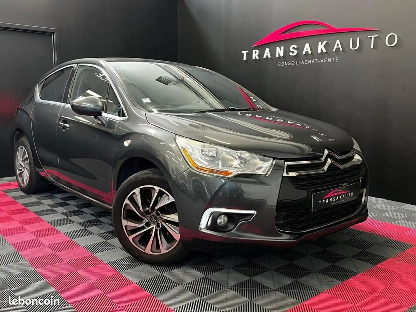 Citroen DS4 VTi 120 So Chic Gris - 1