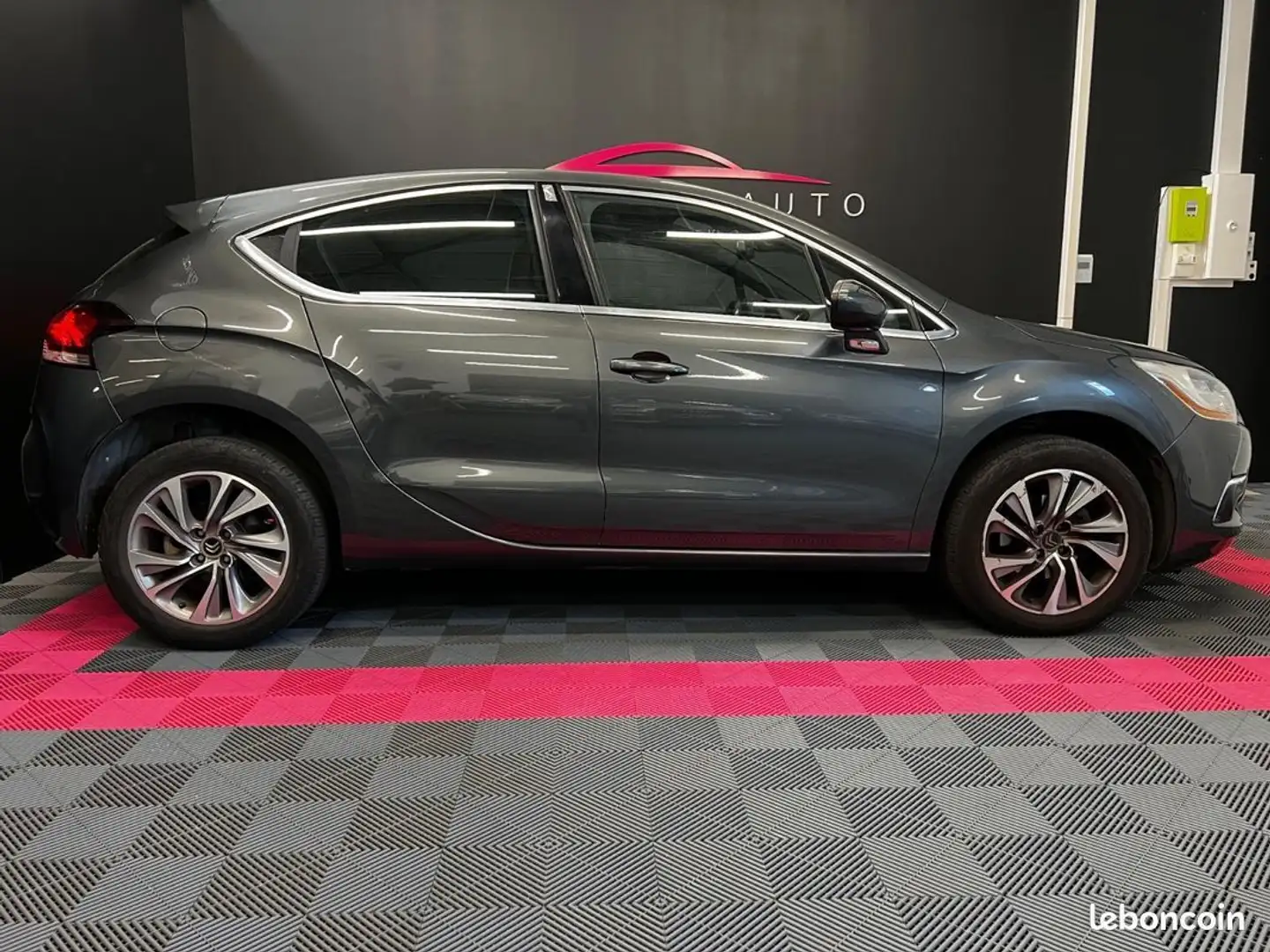Citroen DS4 VTi 120 So Chic Gris - 2