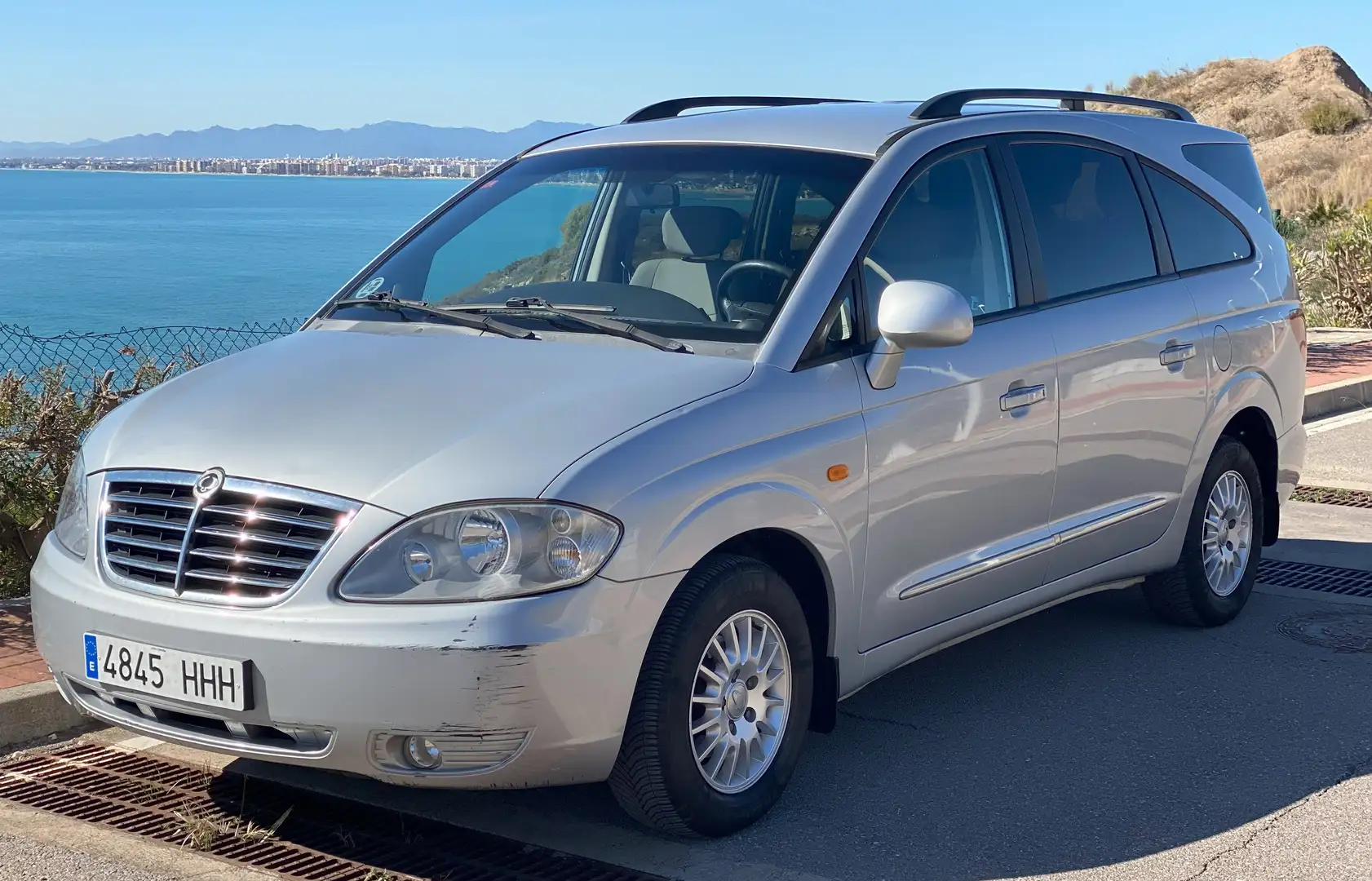 SsangYong Rodius 270 Xdi Limited Срібний - 2